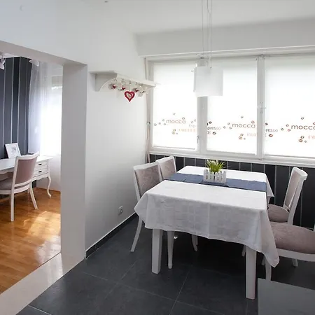 Macho Διαμέρισμα *